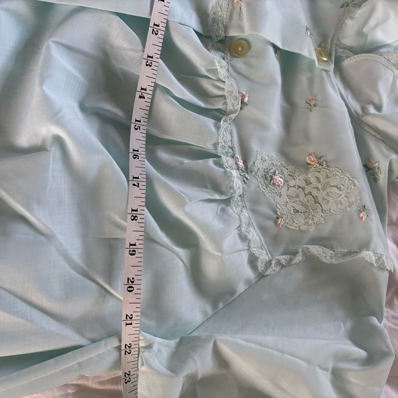 Vintage 1960’s Sears Nightgown - Picture 9 of 10
